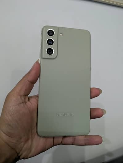 Samsung Mobile S21 FE