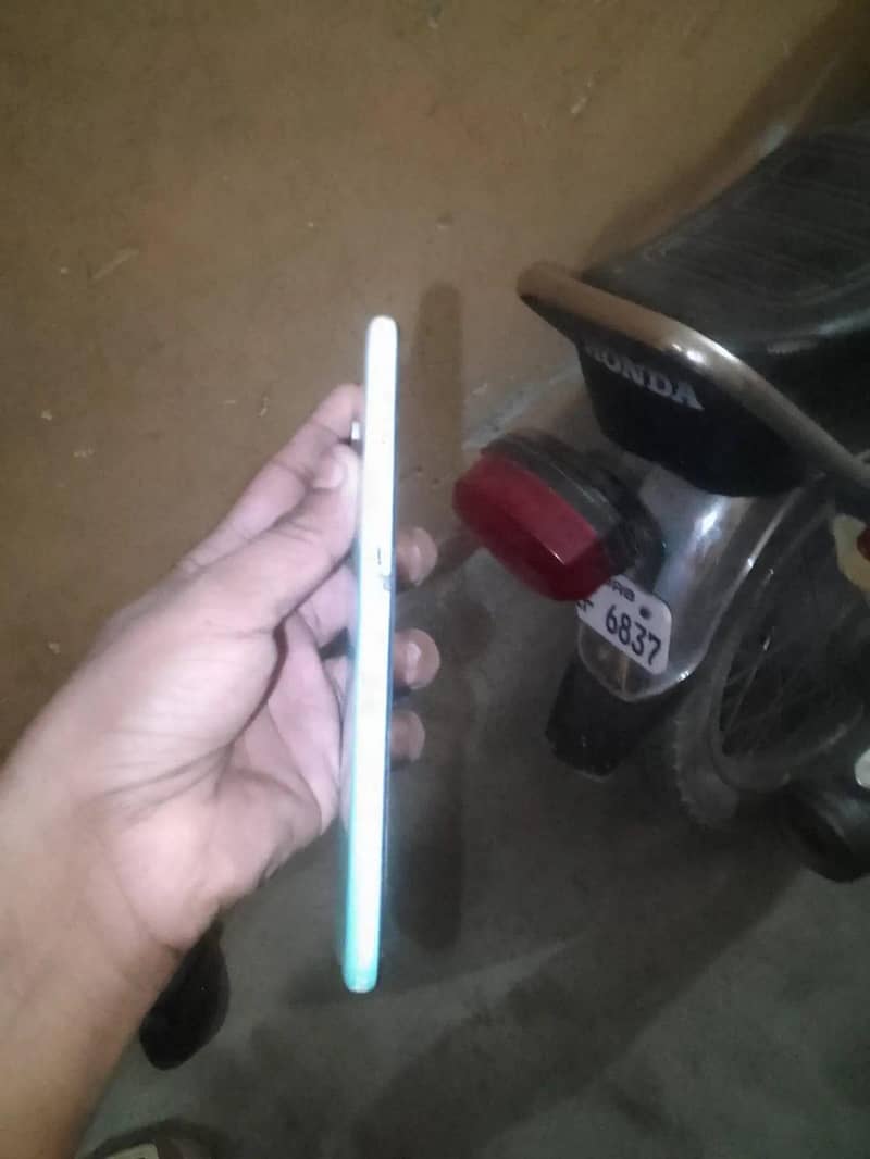 OPPO A31 6
