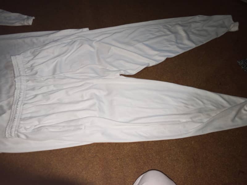 white kit 3