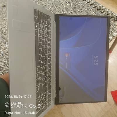 Lenovo IdeaPad Slim 1 15AMN7 - AMD Ryzen 3 7320U - 8GB RAM - 256GB SSD