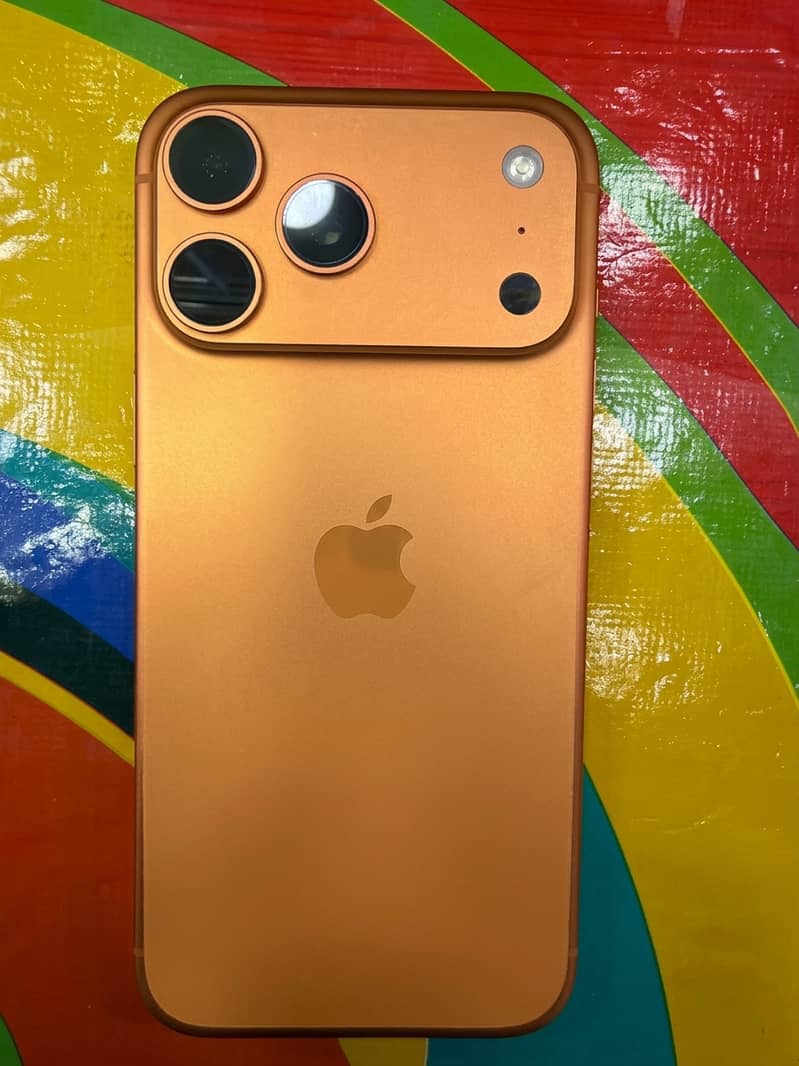 Apple iPhone 17 Pro Max 0