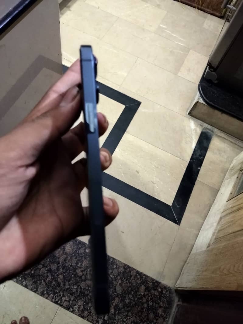 Apple iPhone 12 Pro Max 1