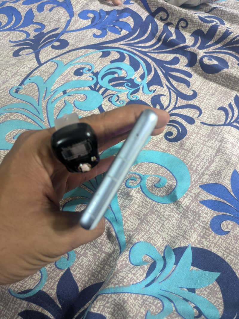 Google Pixel 7a 1
