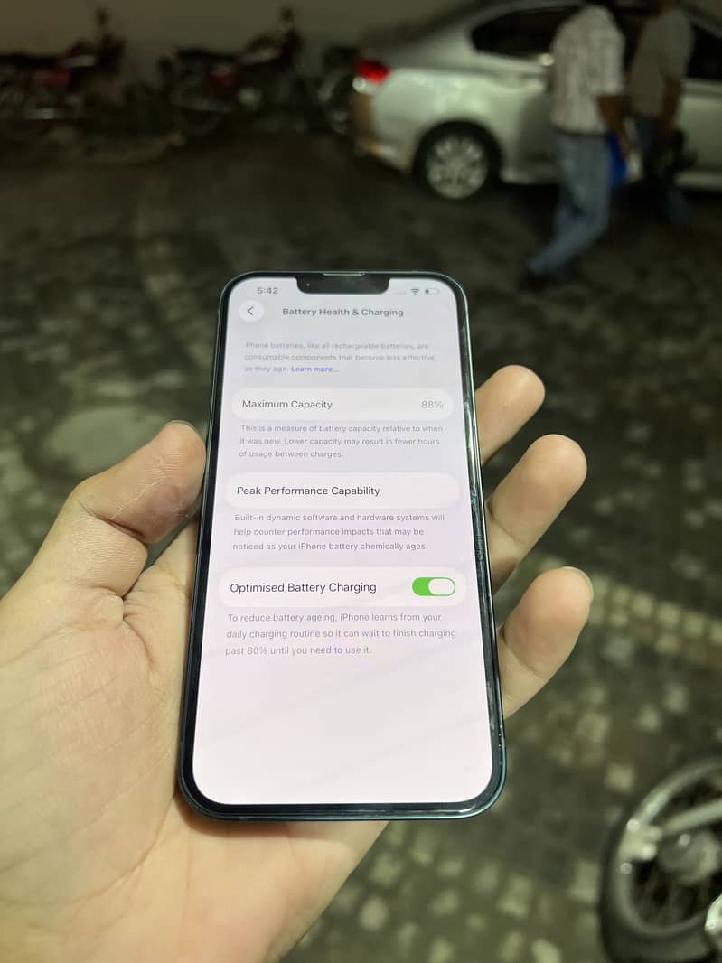 Apple iPhone 13 3