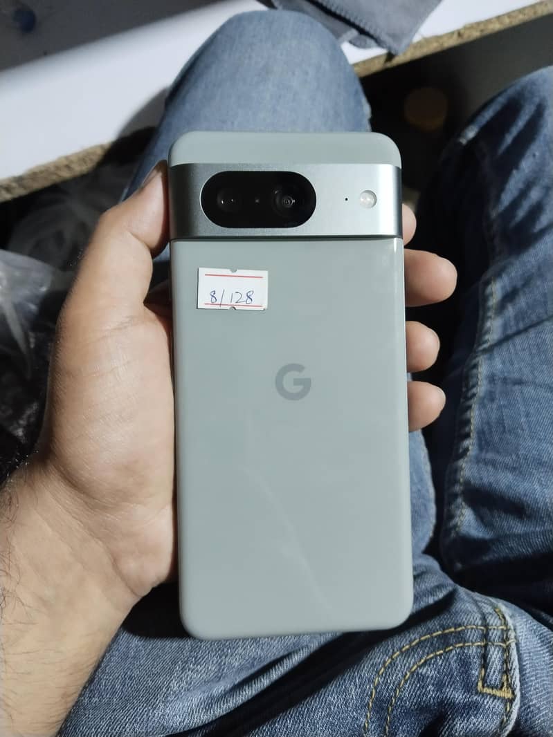 Google Pixel 8 3