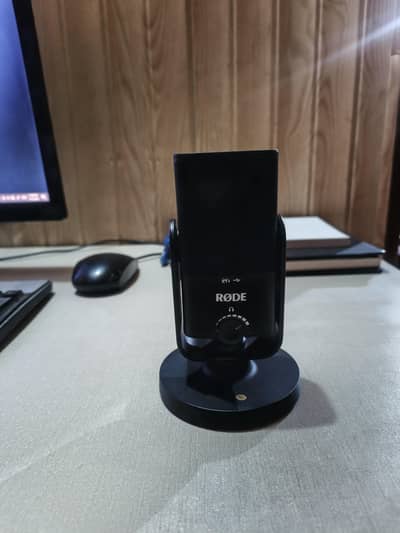 RODE NT USB MINI Mic for Podcast/professional Recording S/N: FS0123415