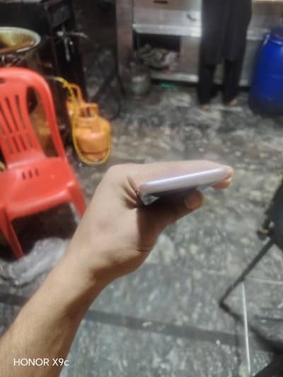 Apple iPhone 6s kafi dar se band ha