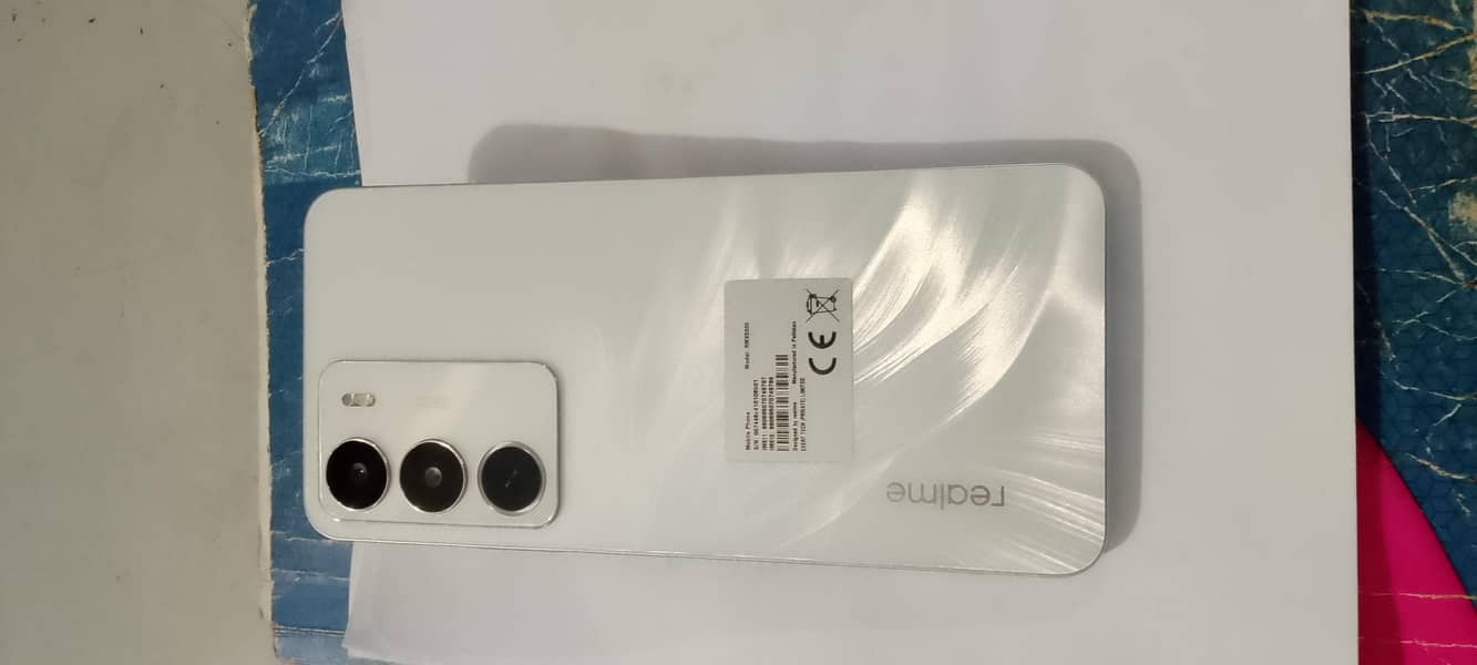 Realme C71 3