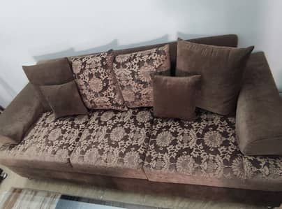 Excellent condition 6 Sofa Set brown colour