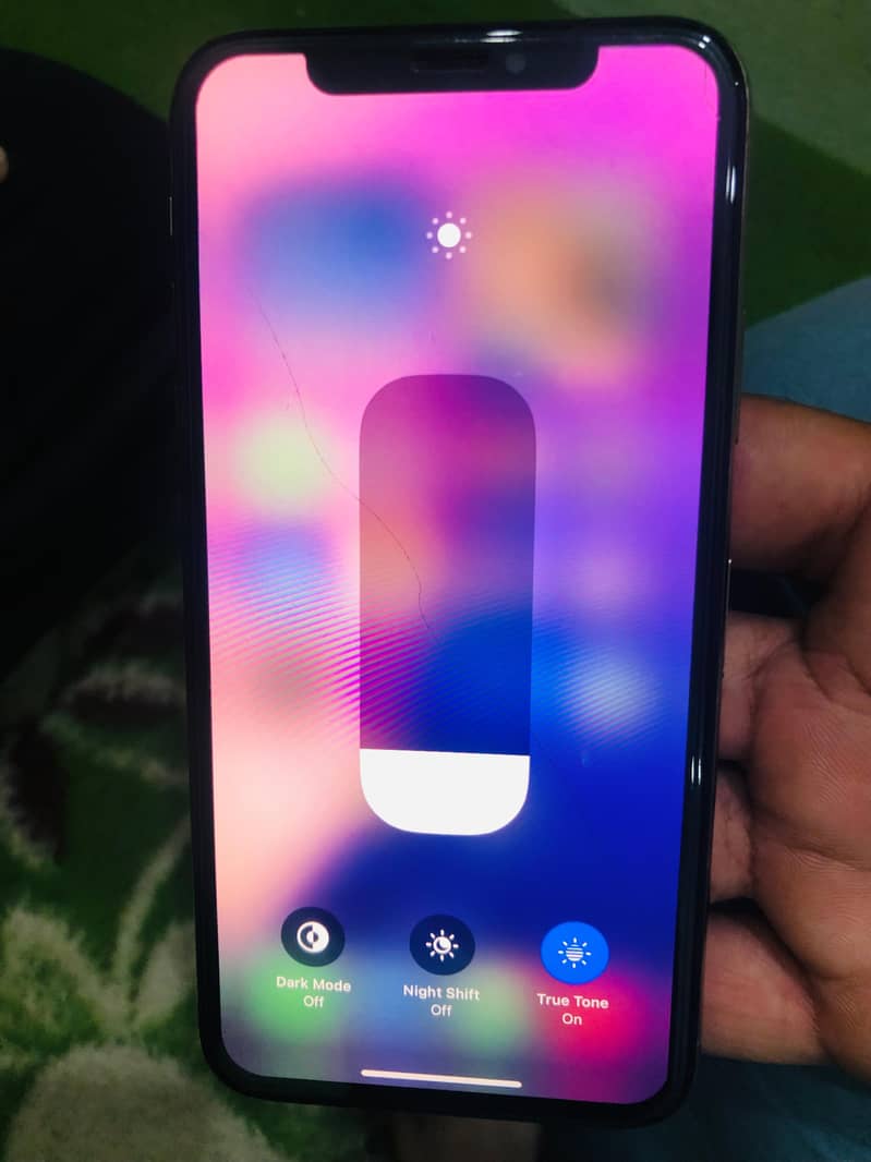 Apple iPhone XS 1