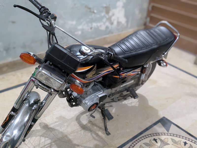 125 2018 model 2