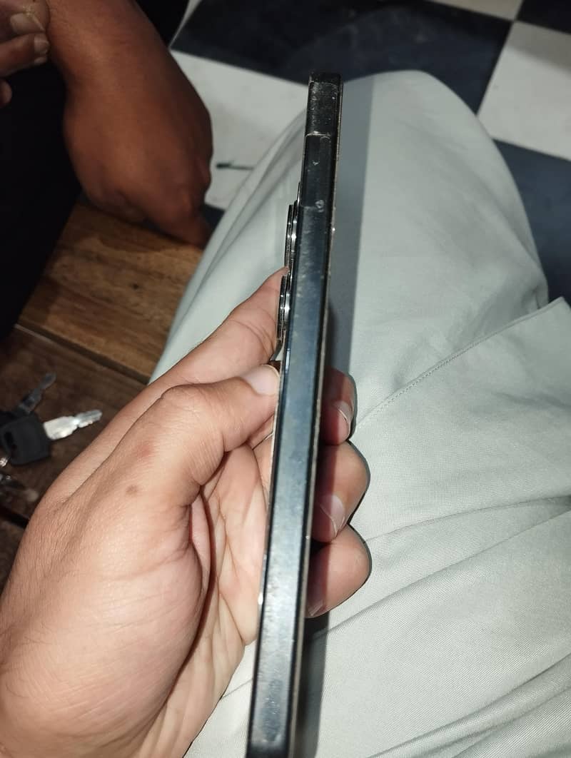 Xiaomi Redmi Note 13 Pro 3