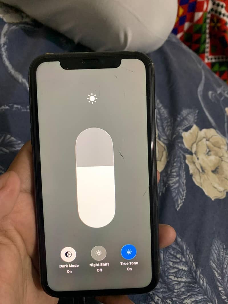 Apple iPhone 11 3