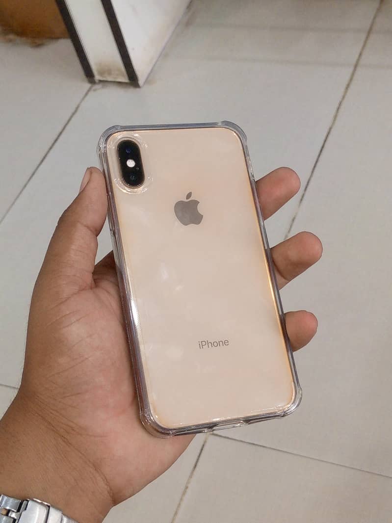 Apple iPhone XS 0