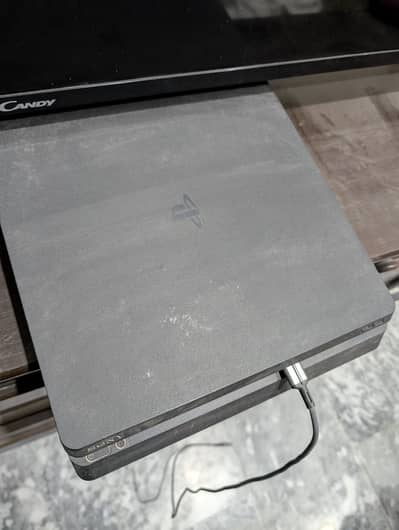 Playstation 4 Slim 512GB (PS4 Slim) 9/10