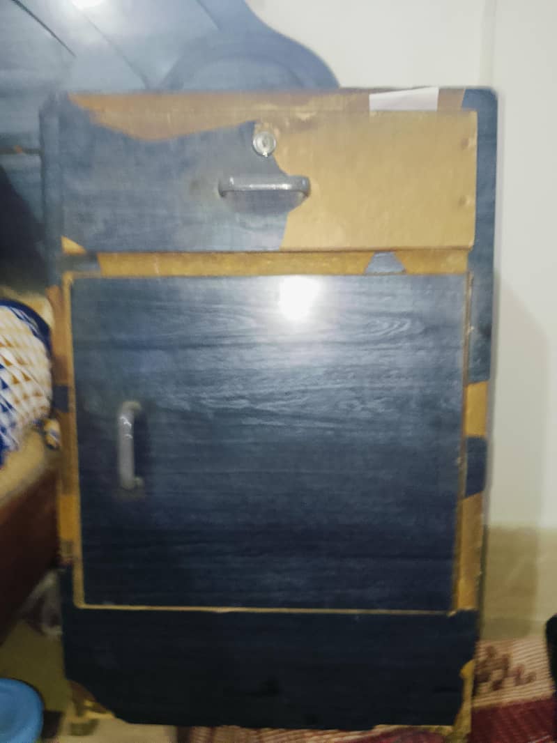 bed without mattress 2