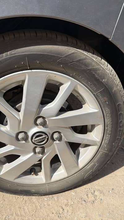 Nissan Dayz Original Rims & Bridgestone tyres