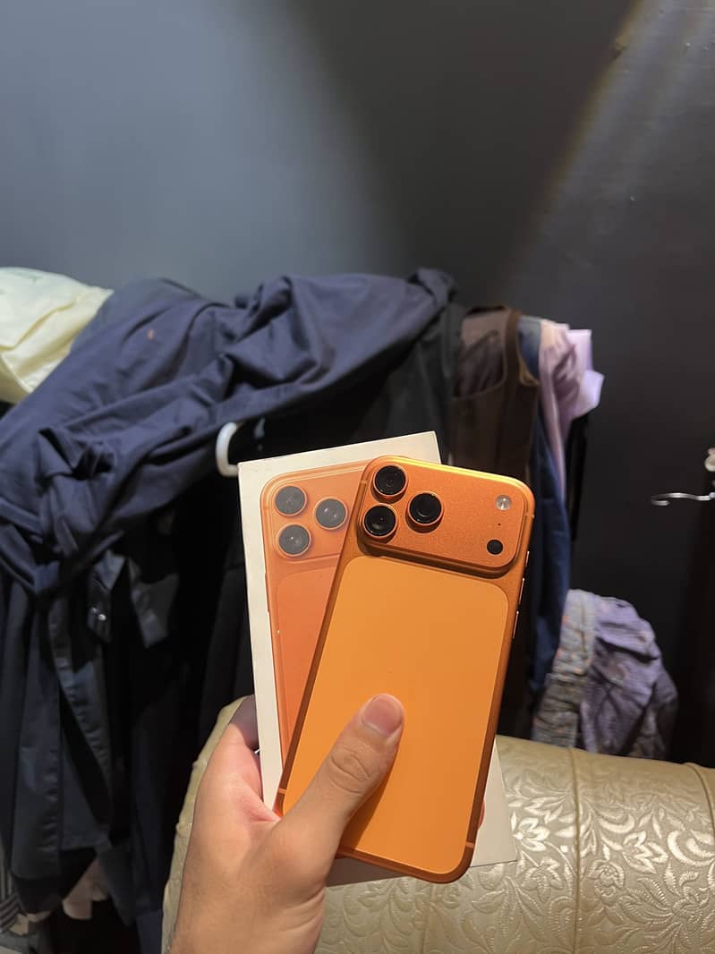 Apple iPhone 17 Pro Max 0
