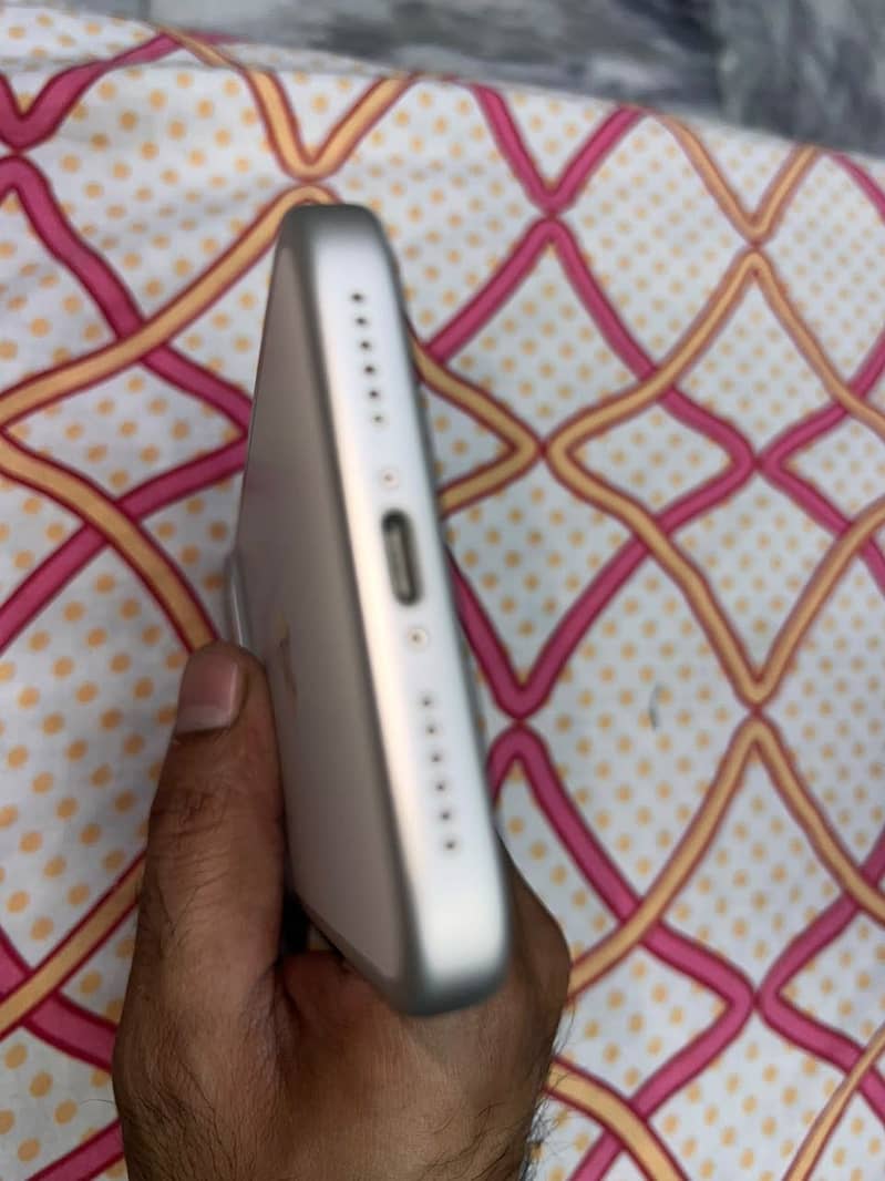 Apple iPhone 17 Pro Max 1