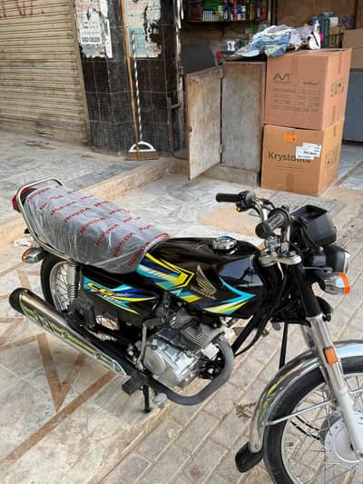 Honda CG 125 2026 black colour