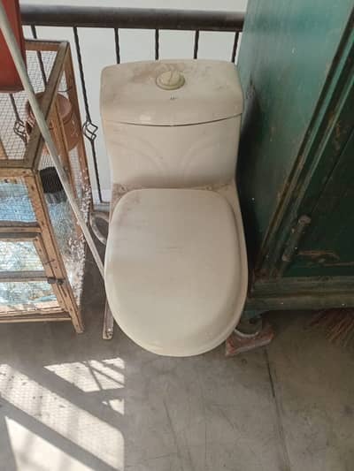Commode for sale