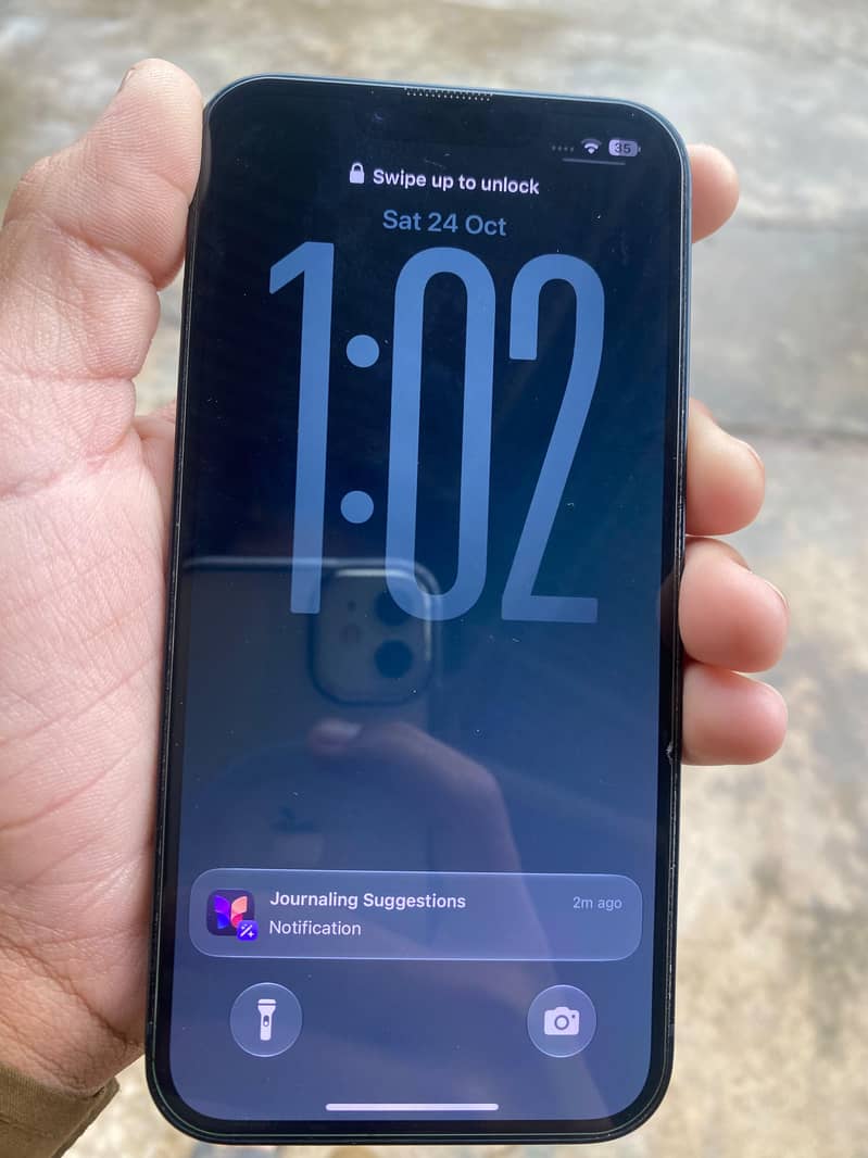 Apple iPhone 13 1
