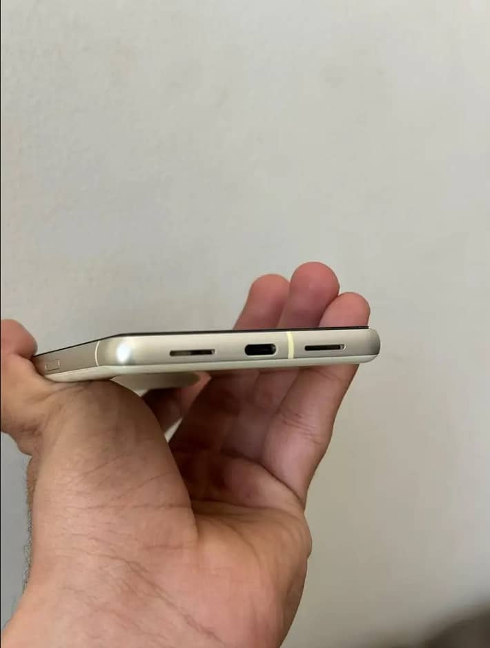 Google Pixel 7 5