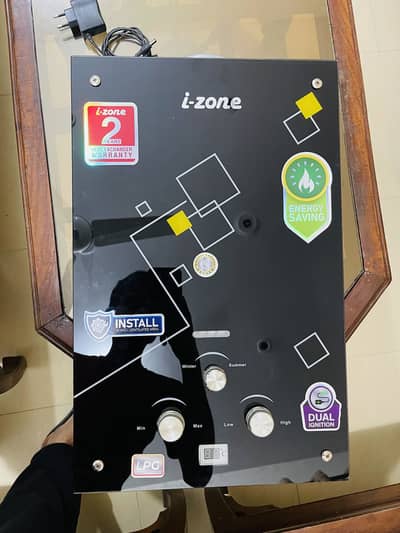 I-Zone Instant Water Geyser 8 Litre