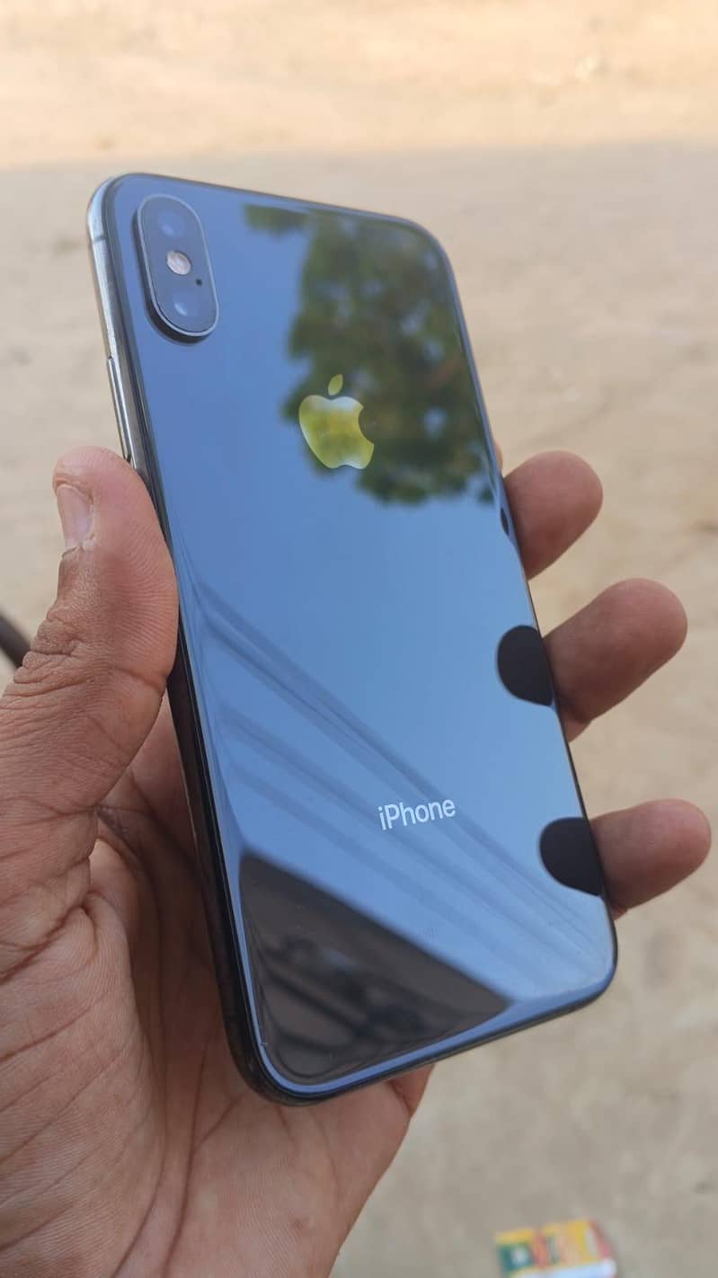 Apple iPhone XS 7