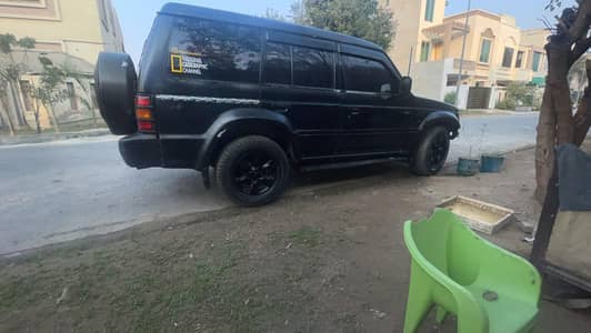 Mitsubishi Pajero 1995