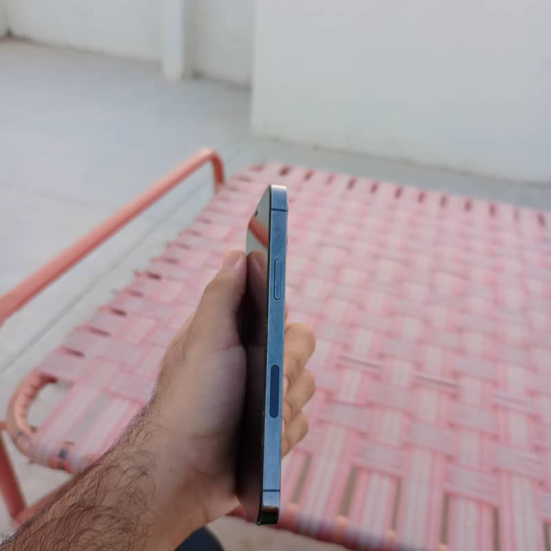Apple iPhone 12 Pro 2