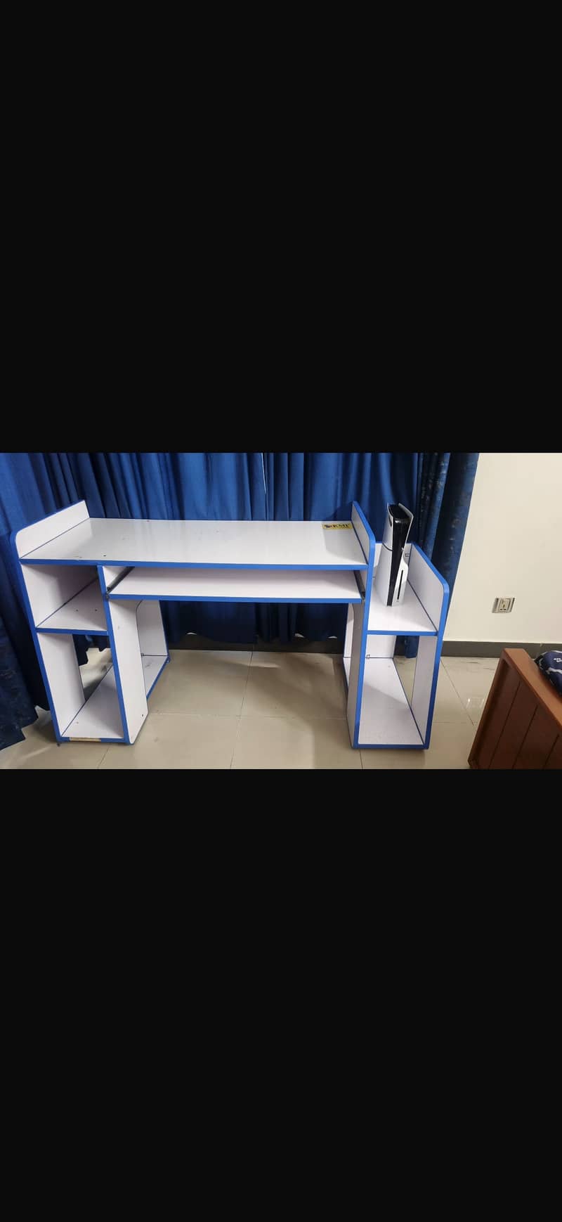 Gaming table 2