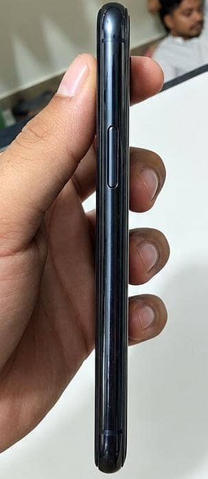 Apple iPhone X 2