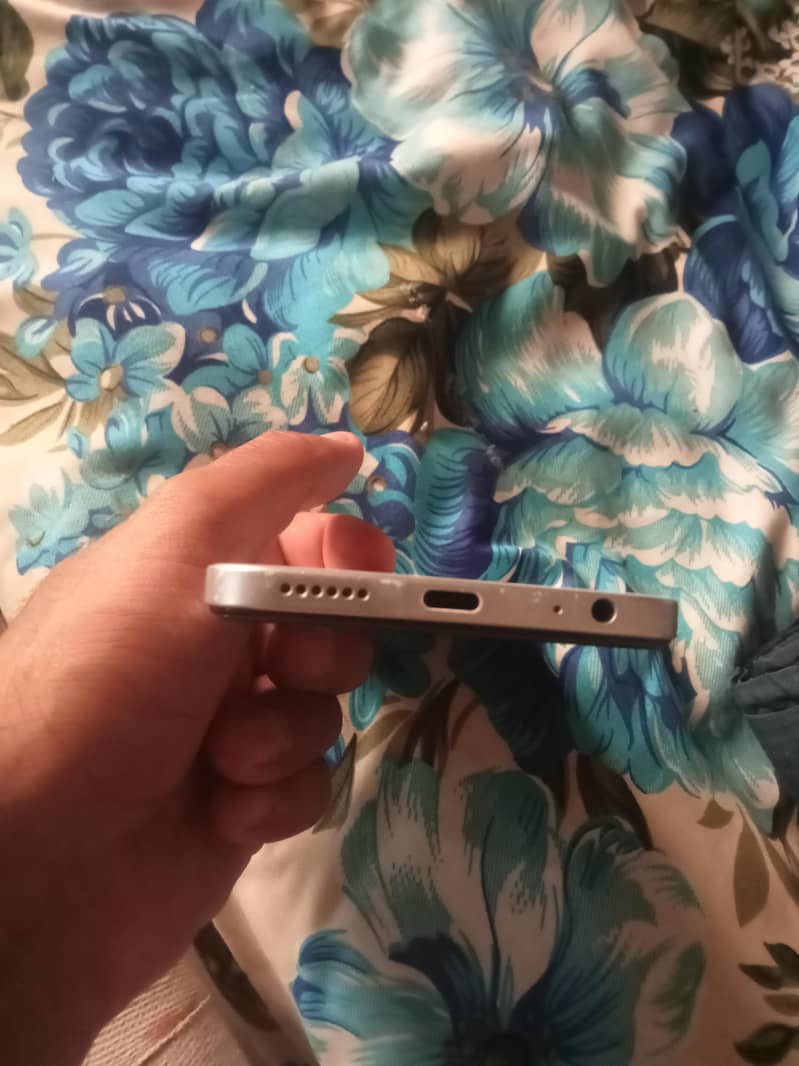 Tecno SPARK 30C 8