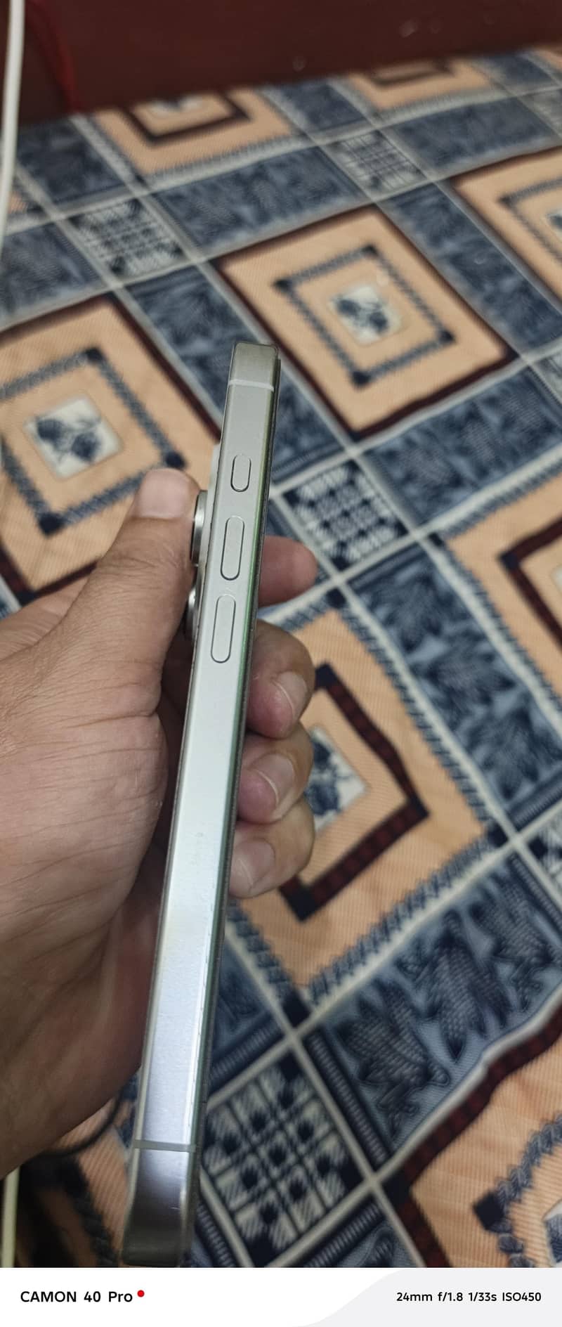 Apple iPhone 16 Pro 6