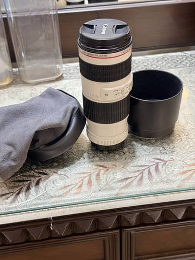 Canon 70-200 F4 L IS lens