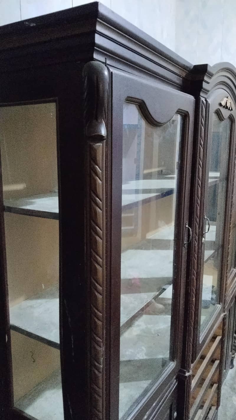 used showcase good condition 1