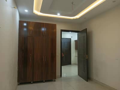 5 Marla upper portion for Rent