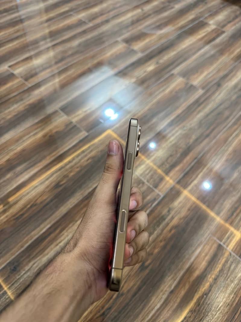 Iphone 16 pro max 2
