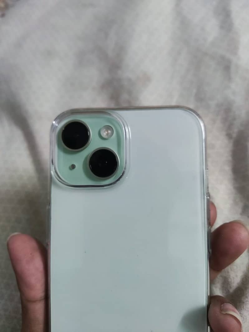 Apple iPhone 15 1