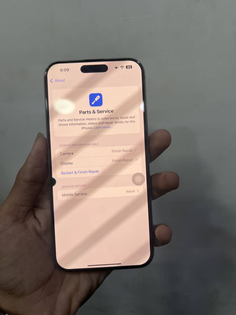 Apple iPhone 15 Pro Max 3