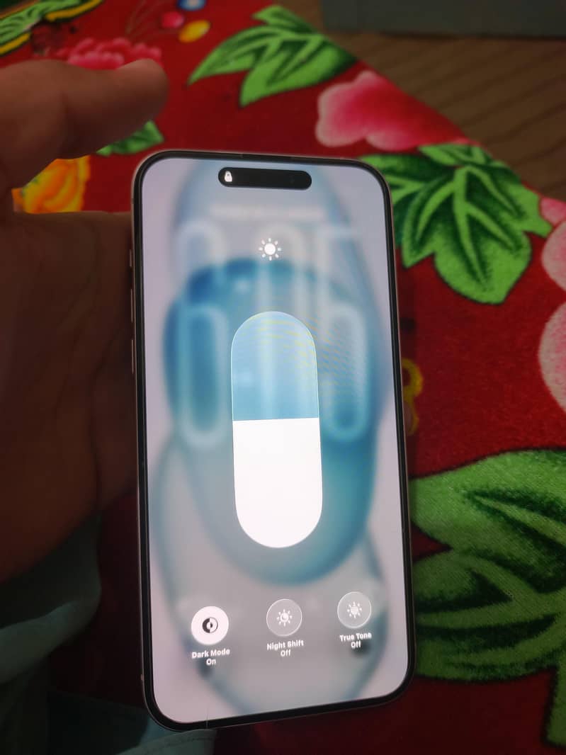 Apple iPhone 15 plus 1