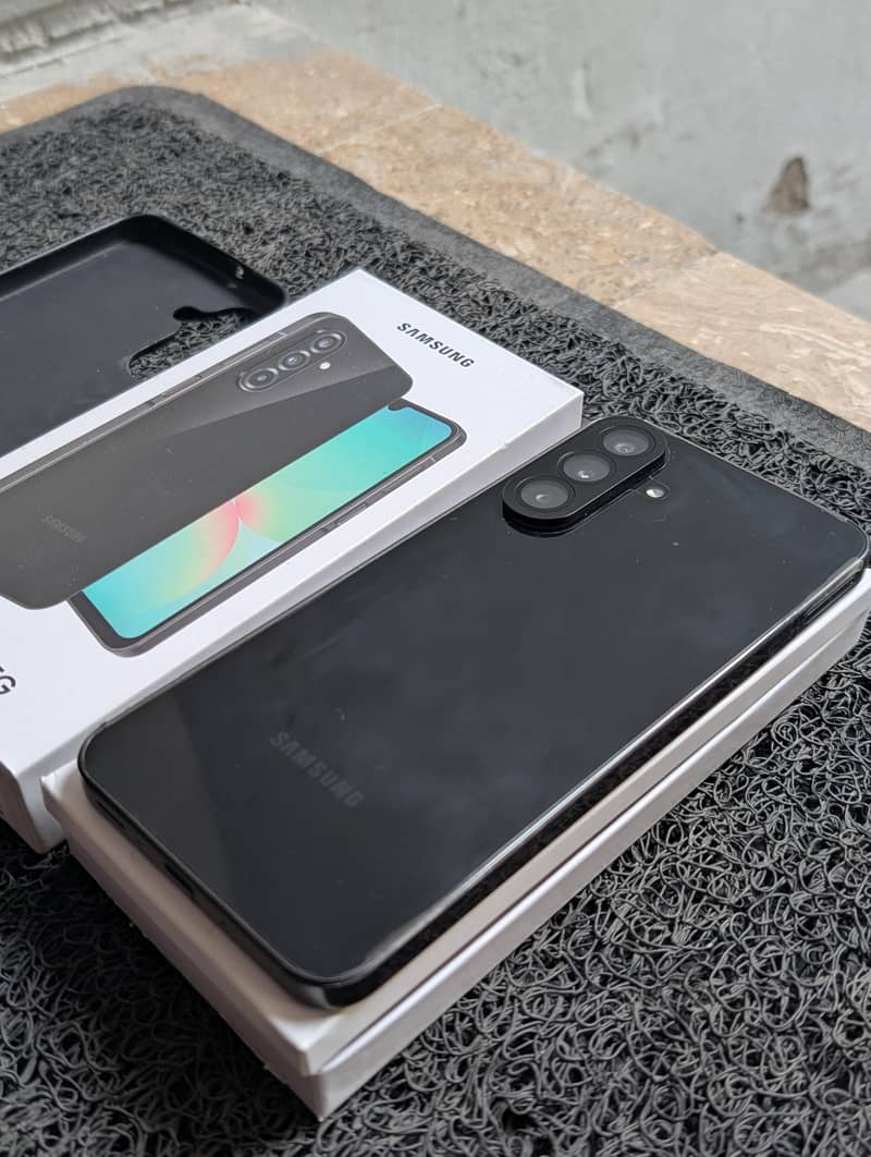 Samsung Mobile A26 2