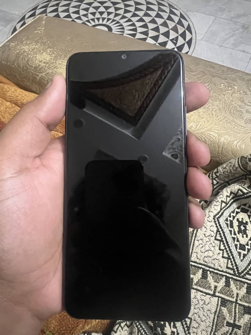 OPPO A32 0