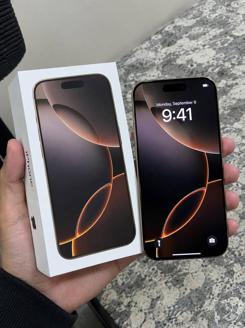 Apple iPhone 16 Pro Max 2