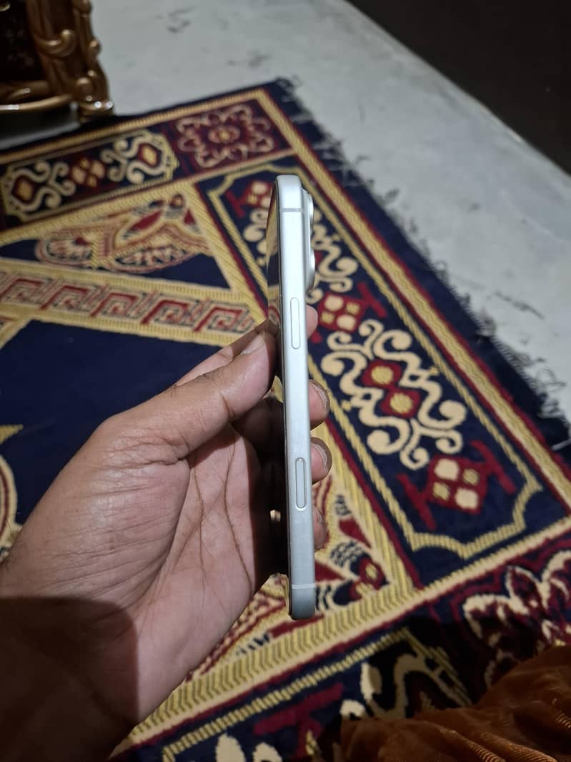 Apple iPhone 17 Pro Max 3