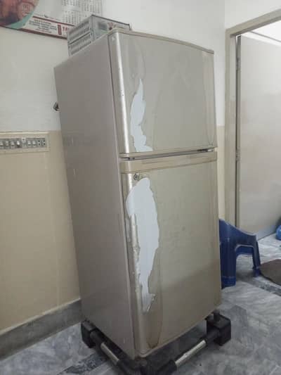 10 CFT Dawlance Fridge