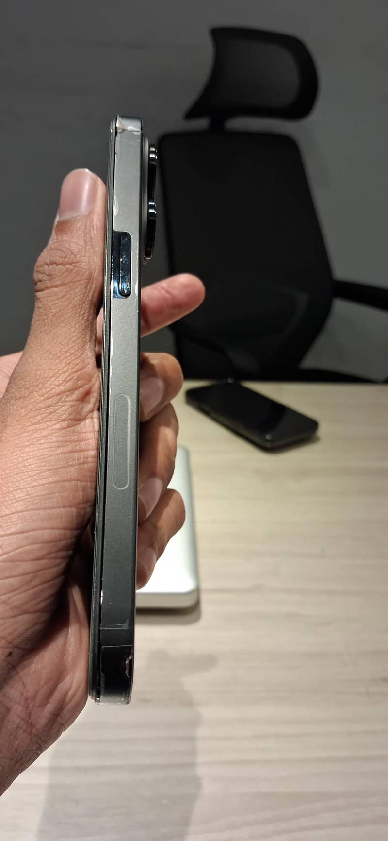 Apple iPhone 14 Pro Max 8