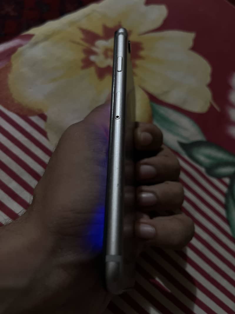 Apple iPhone 6 3