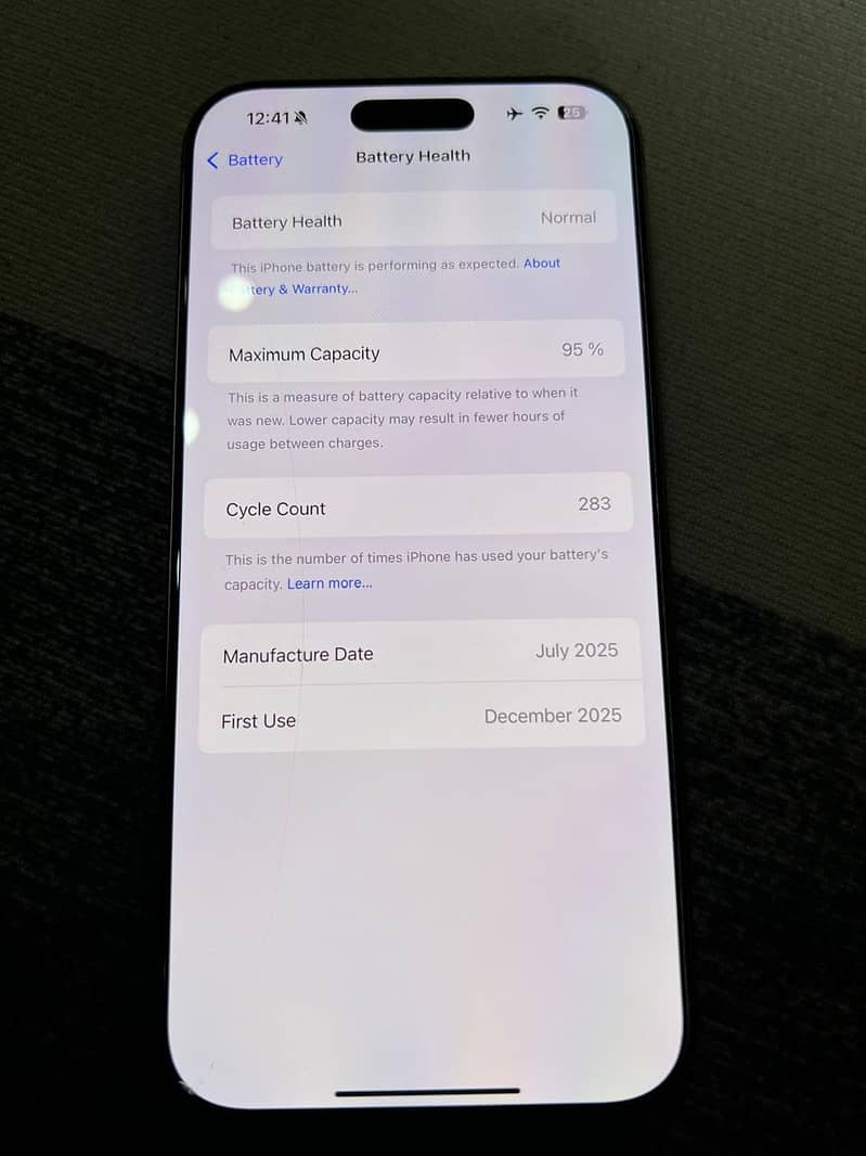 Apple iPhone 16 Pro Max 4